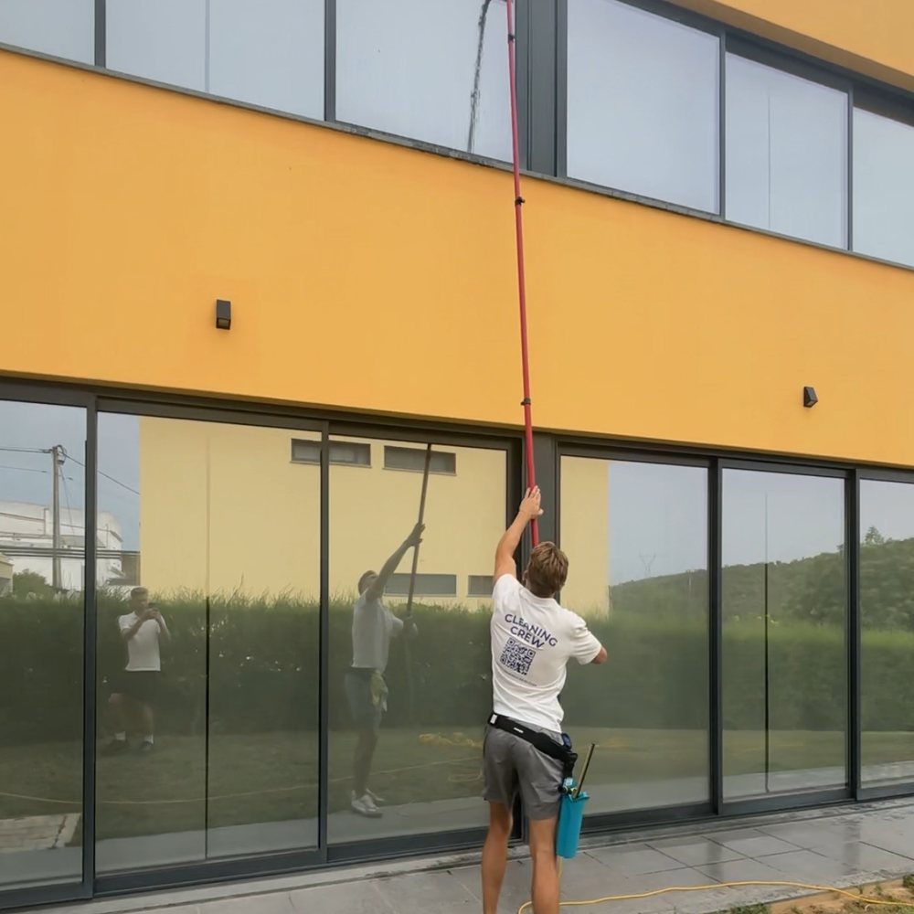 Window cleaning at a villa in Praia da Luz