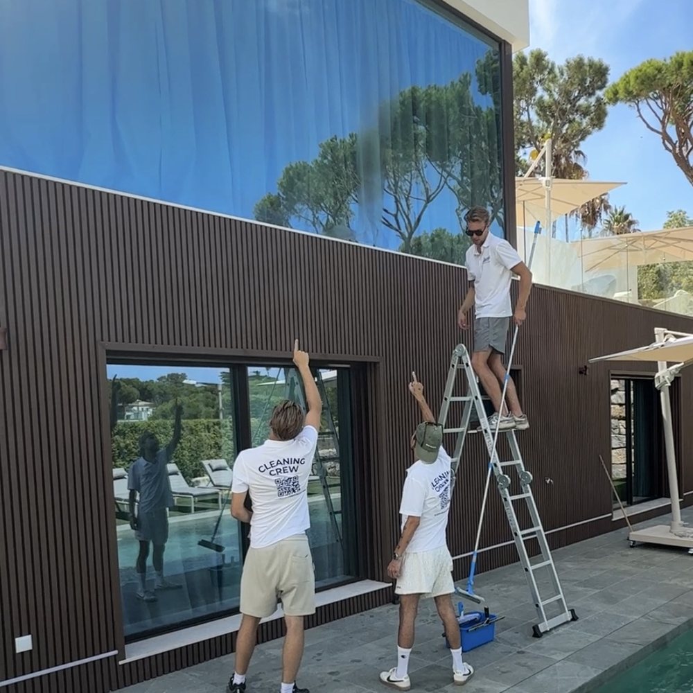 Villa window cleaning inside and out in Vale do Lobo